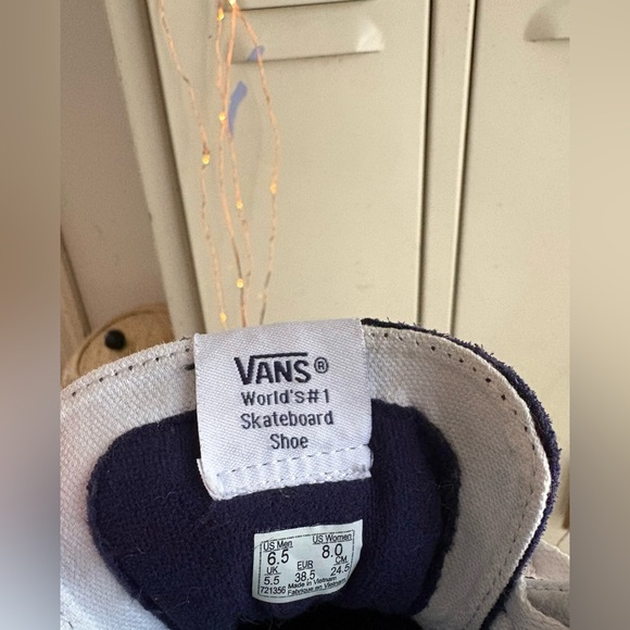 Hightop Vans - Picture 15 of 15